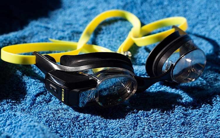 عینک شنای هوشمند فرم برای سال 2024 اصلاح می‌شود